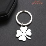 Porte-clé masculin avec amulette porte-bonheur