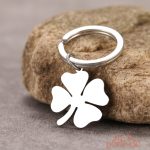 Porte-clé homme, cadeau idéal pour attirer la chance