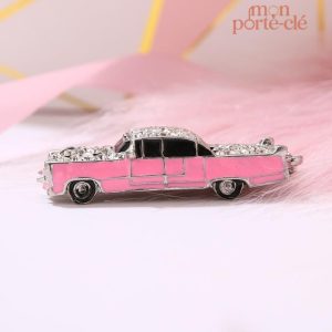 Porte-clé voiture en rose tendance