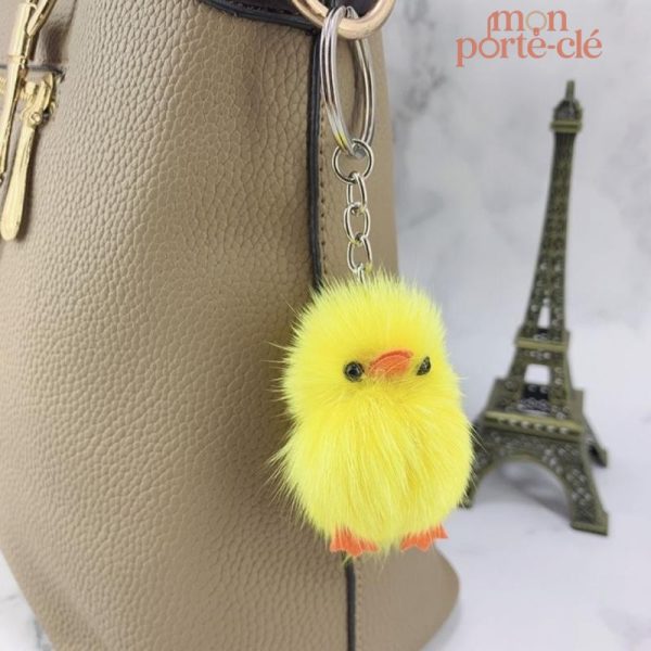 Porte-clé poussin : un petit accessoire joyeux