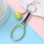 Porte-clé tennis : un accessoire qui rappelle le sport