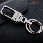 Accessoire en acier, porte-clé homme élégant