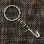 Porte-clé musical représentant un saxophone stylisé