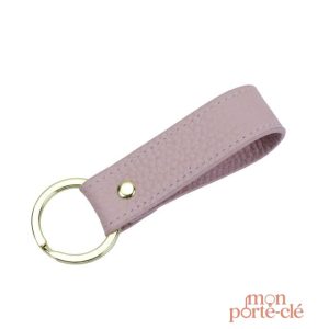 Porte-clé en simili cuir pratique et léger