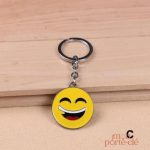 Porte-clé créatif avec designs de visages souriants