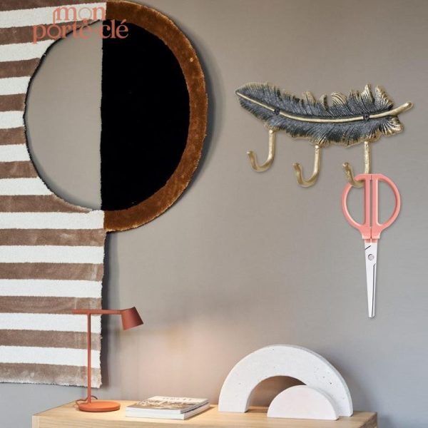 Accroche-clés mural plume, solution décorative et fonctionnelle