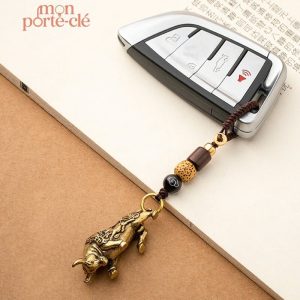 Accessoire porte-clé en forme de taureau