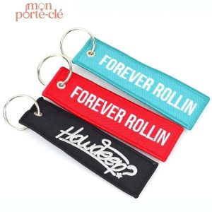 Porte-clé brodé en tissu publicitaire professionnel