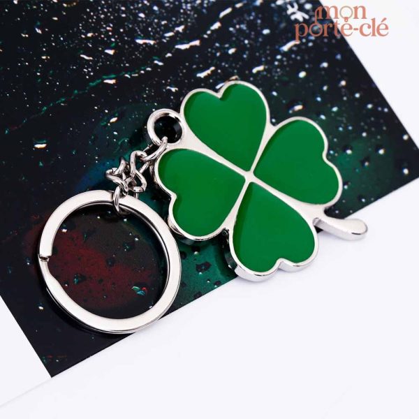 Porte-clé unique représentant un trèfle