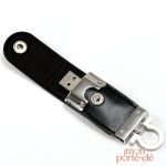 Porte-clé USB en cuir pour un style raffiné