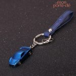 Porte-clé voiture design sportif