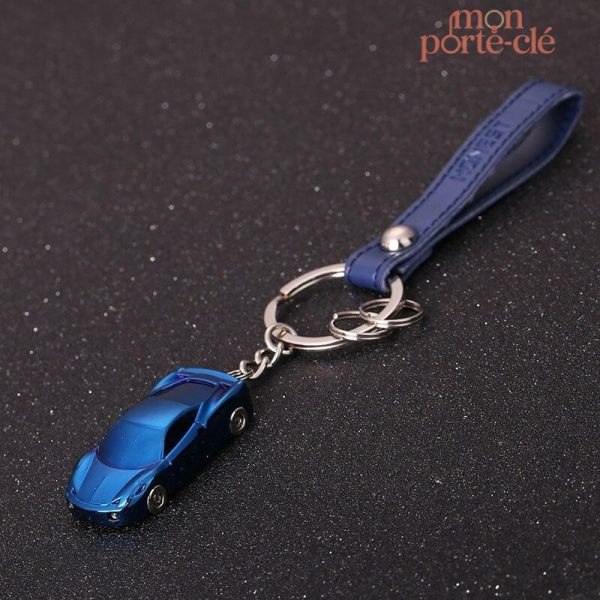 Porte-clé voiture design sportif