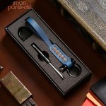 Porte-clé en cuir fait main avec design unique