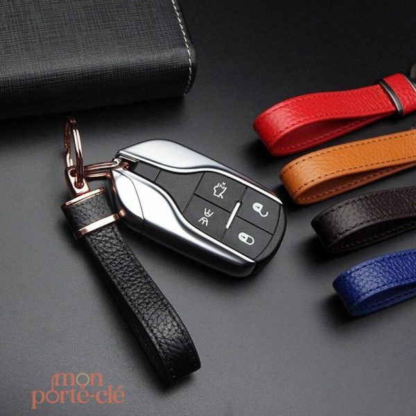 Porte-clé cuir homme, fusion parfaite entre mode et fonctionnalité