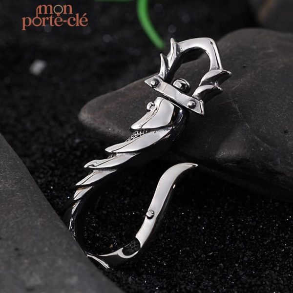 Porte-clé homme au style audacieux en acier