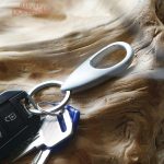 Porte-clé en acier, accessoire pratique et chic