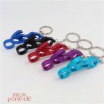 Porte-clé en forme de moto avec fonction décapsuleur