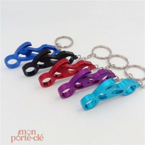 Porte-clé en forme de moto avec fonction décapsuleur