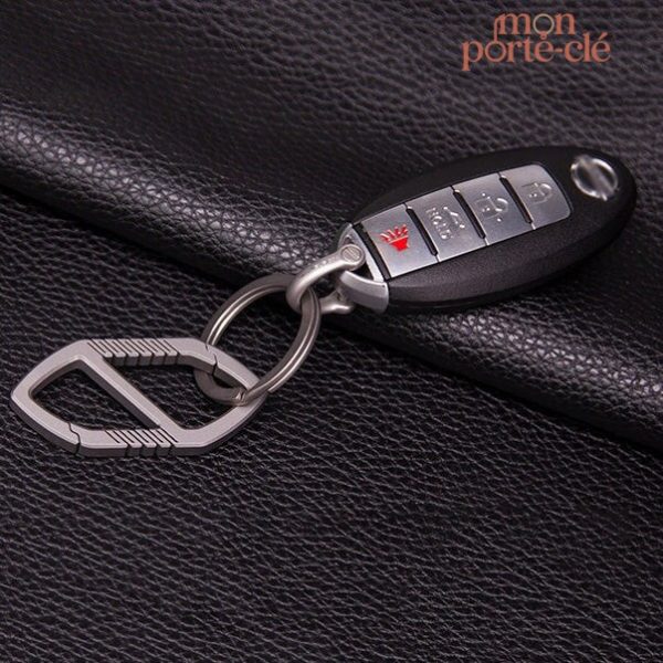 Porte-Clé design en titane pour un style masculin