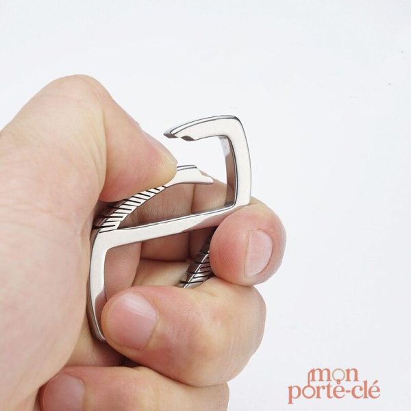 Porte-clé titane style moderne