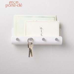 Porte-clé mural lettres et clés en design élégant