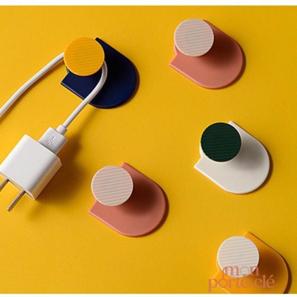 Élément de décoration murale pour clés