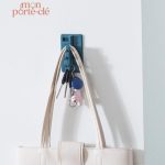 Porte-clé mural avec plusieurs crochets