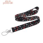 Porte-Clé Aide Soignante en tour de cou pratique