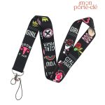 Accessoire tour de cou, porte-clé avec message féministe